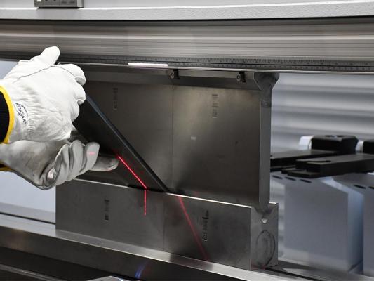 Twee in-line meetsystemen bewaken elke plooi