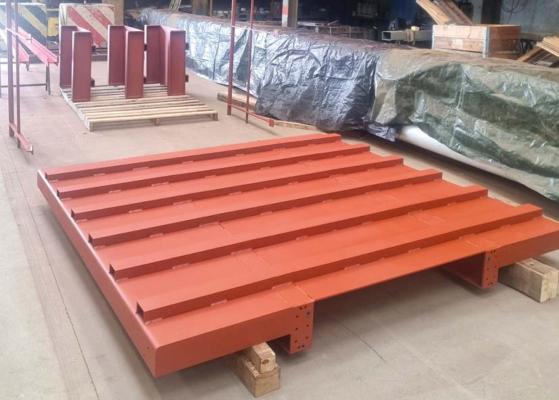 Platform voor zware machines